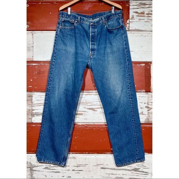 39w 80s USA Vintage Levi’s 501 jeans - Picture 2 of 10